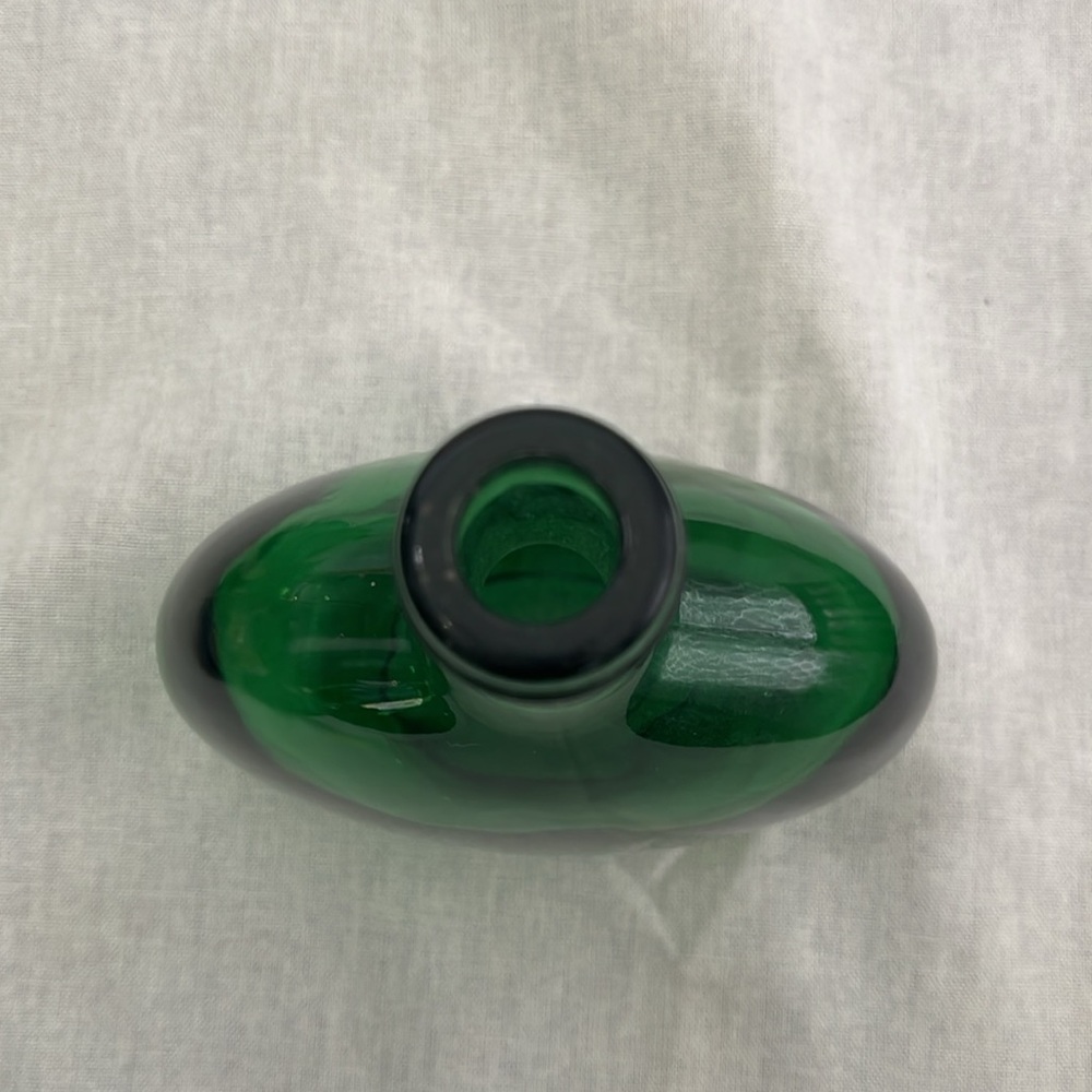 Vintage green glass bottle - Picture 2 of 6